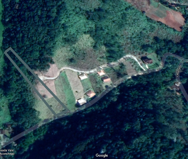 Terreno Legalizado a 1 Km do Centro de São Pedro da Serra. Código: VT048.
